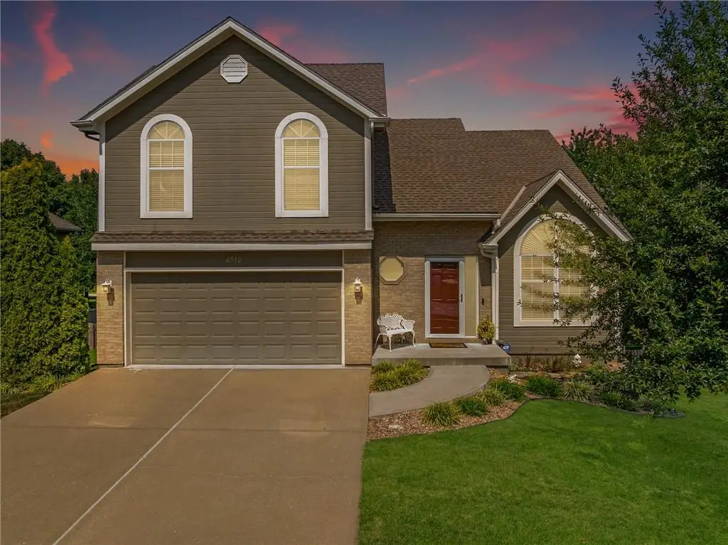 4512 Ne Webster Drive, Lees Summit, MO 64064 - #1