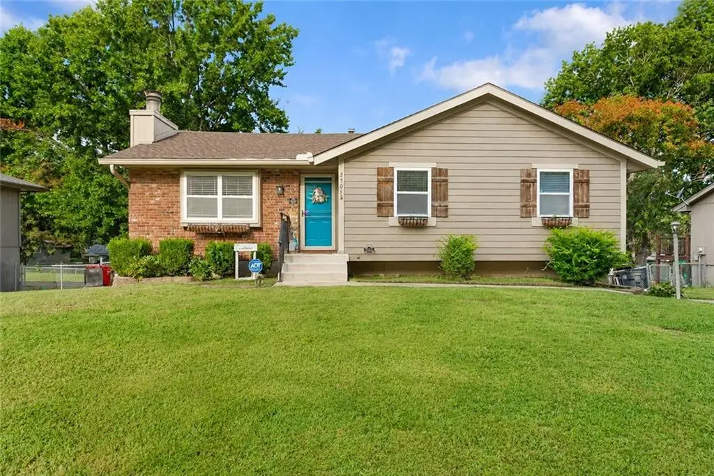 2901 SE 3rd Street, Blue Springs, MO 64014 - #1
