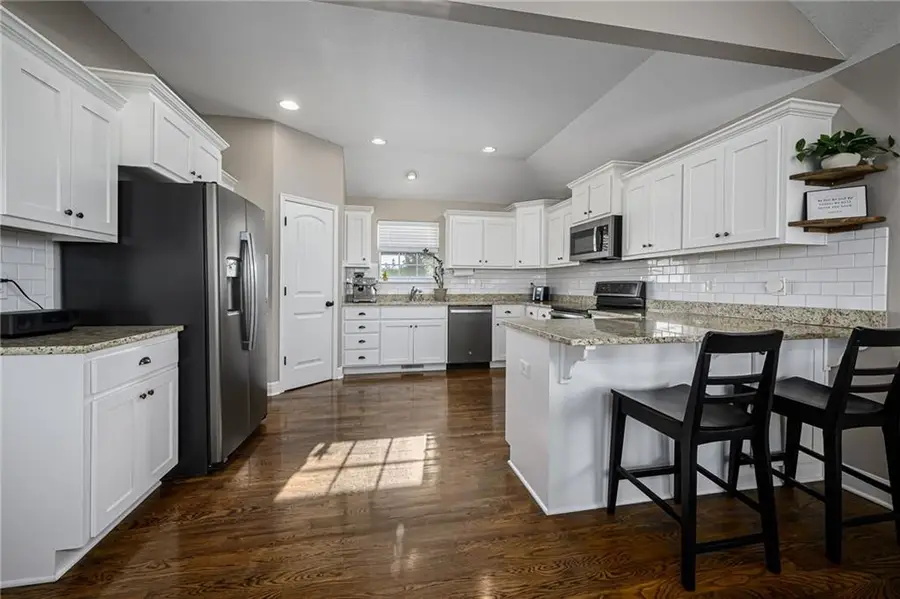 6996 141st Street, Basehor, KS 66007 - #3