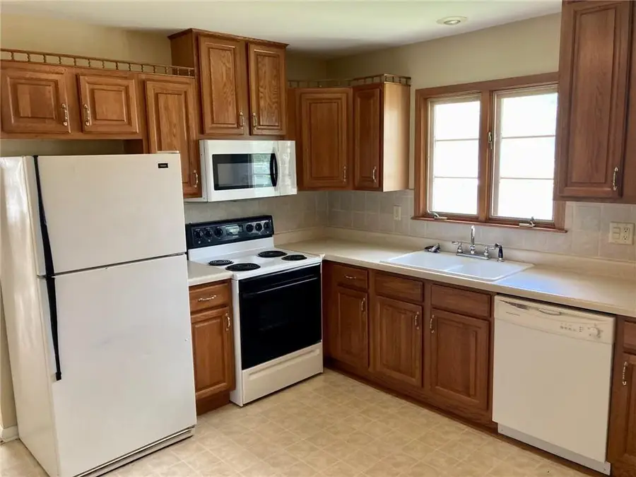 308 S Clayton Street, Maryville, MO 64468 - #2