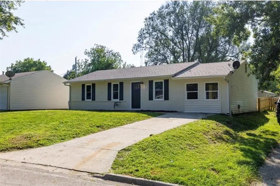 3304 Chippewa Lane, Saint Joseph, MO 64503 - #2
