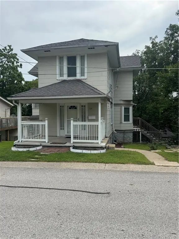 121 S Myrtle Avenue, Excelsior Springs, MO 64024 - #2
