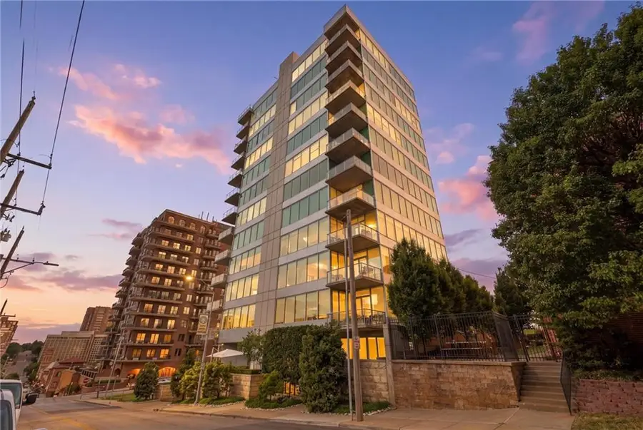 4646 Broadway Street #1S, Kansas City, MO 64112 - #2