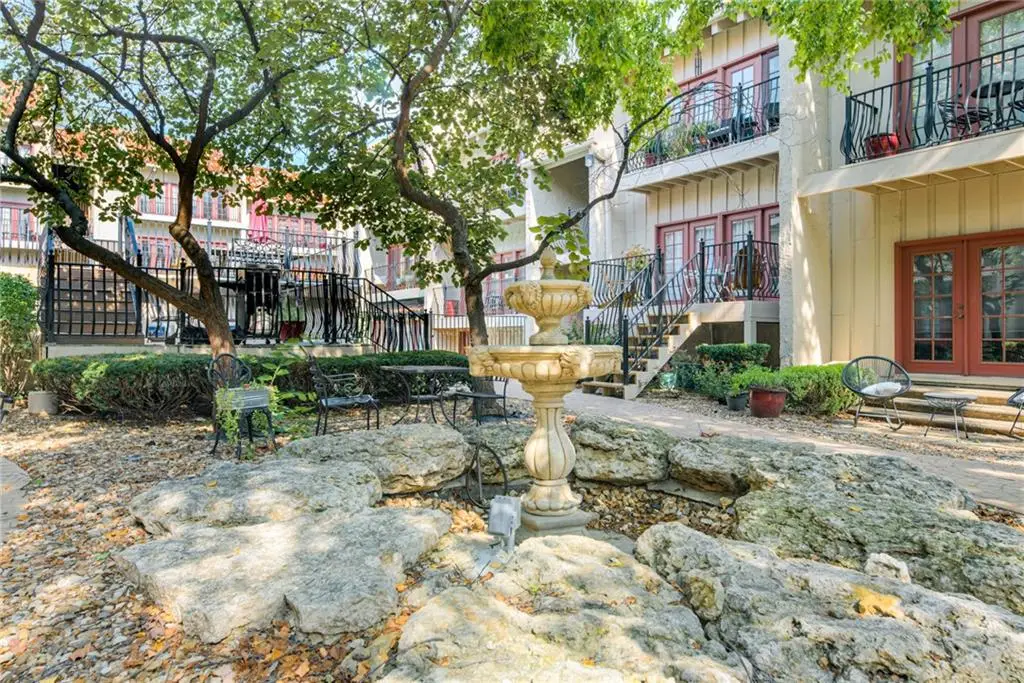 1111 W 46th Street #53, Kansas City, MO 64112 - #1