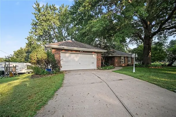 420 Glendale Road, Liberty, MO 64068
