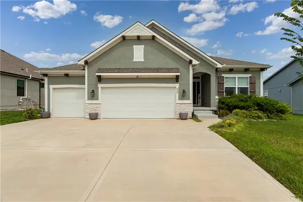 520 SE David Road, Lee's Summit, MO 64082