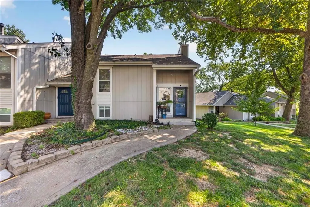 5725 N Oregon Avenue, Kansas City, MO 64151 - #1