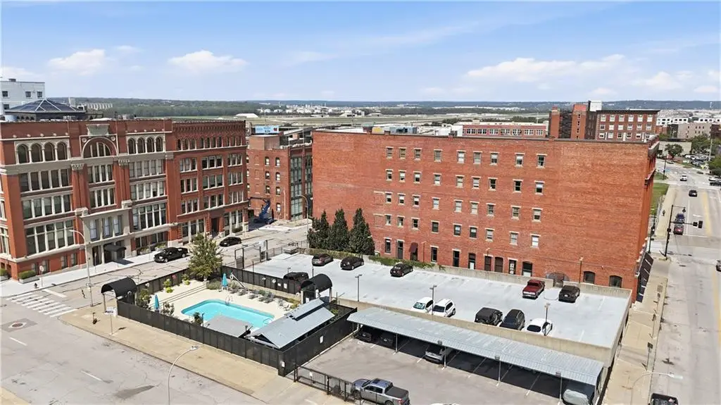 609 Central Street #1306, Kansas City, MO 64105 - #1