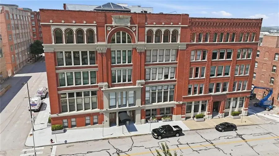 609 Central Street #1306, Kansas City, MO 64105 - #2