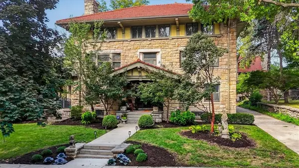 3726 Madison Avenue, Kansas City, MO 64111