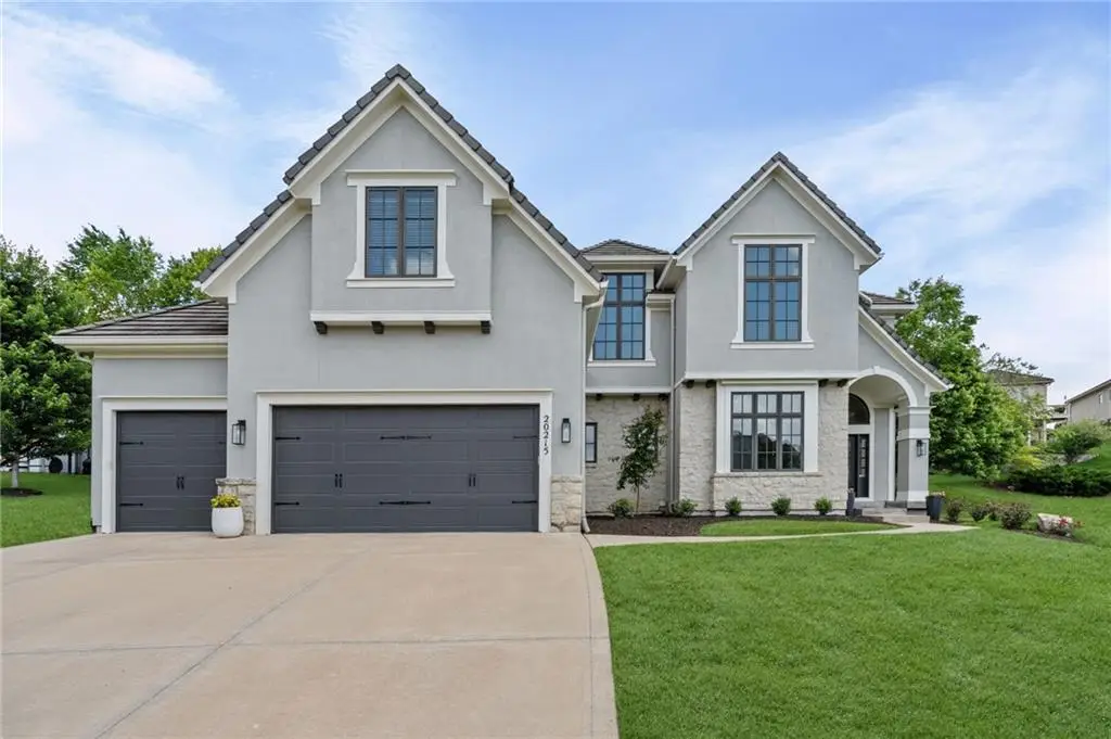 20215 W 89th Terrace, Lenexa, KS 66220 - #1