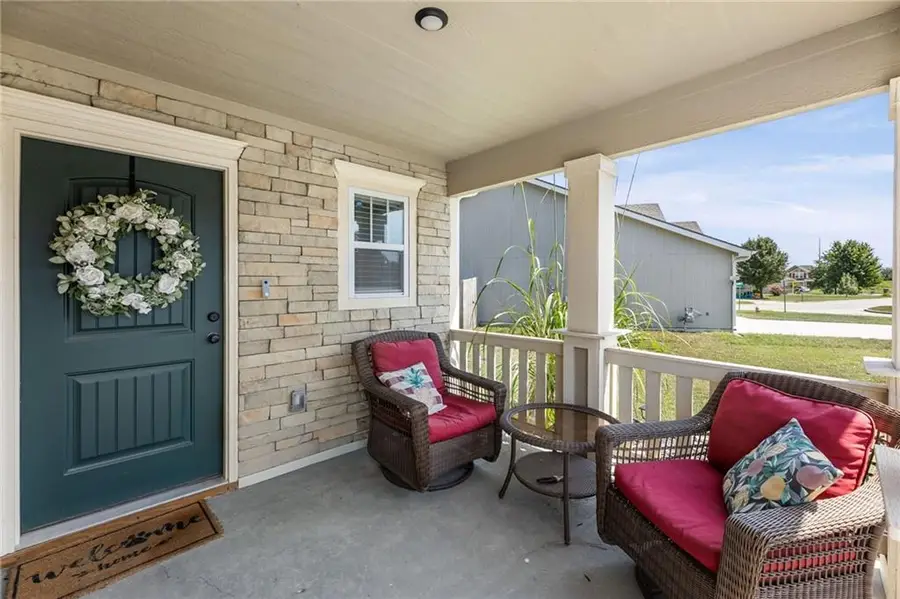 1607 Bluestem Drive, Ottawa, KS 66067 - #2