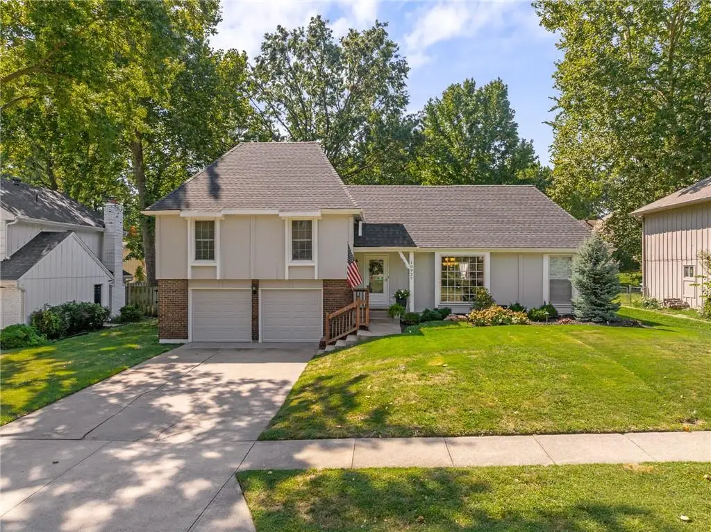 10927 W 99th Place, Overland Park, KS 66214 - #1