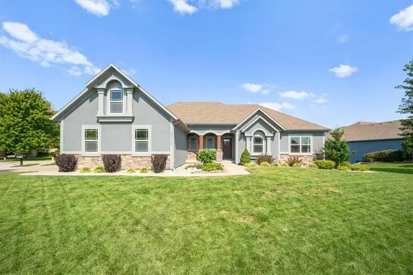 22702 E 41st Terrace, Blue Springs, MO 64015