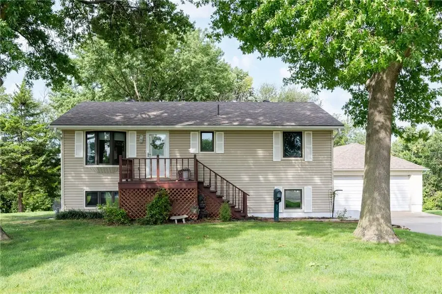 1207 Saint Paul Avenue, Excelsior Springs, MO 64024 - #2