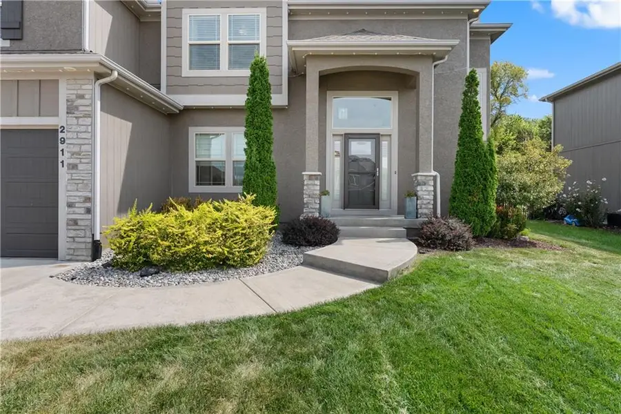 2911 SW Arthur Drive, Lees Summit, MO 64082 - #2