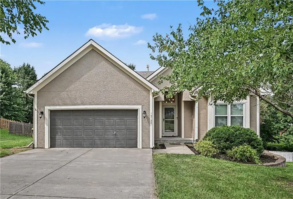 10726 N Tennessee Avenue, Kansas City, MO 64157 - #1