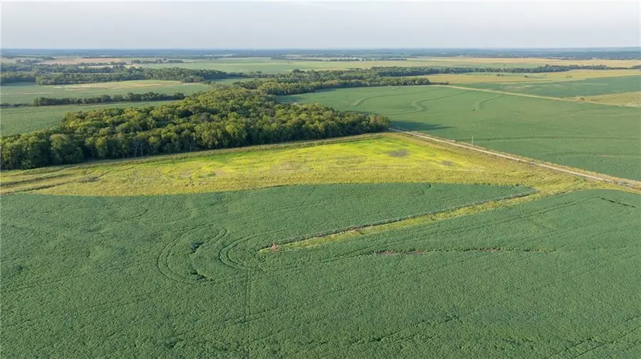 27699 S Hoch Road, Osage City, KS 66523 - #3