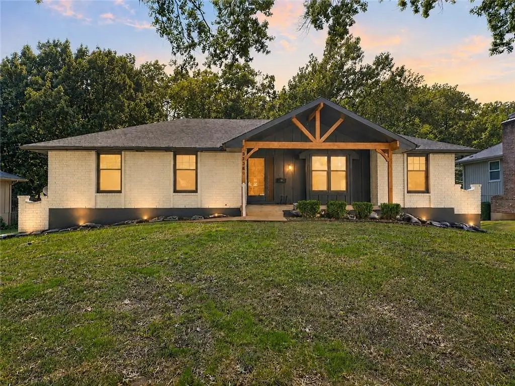 3936 S Sherman Drive, Independence, MO 64055 - #1