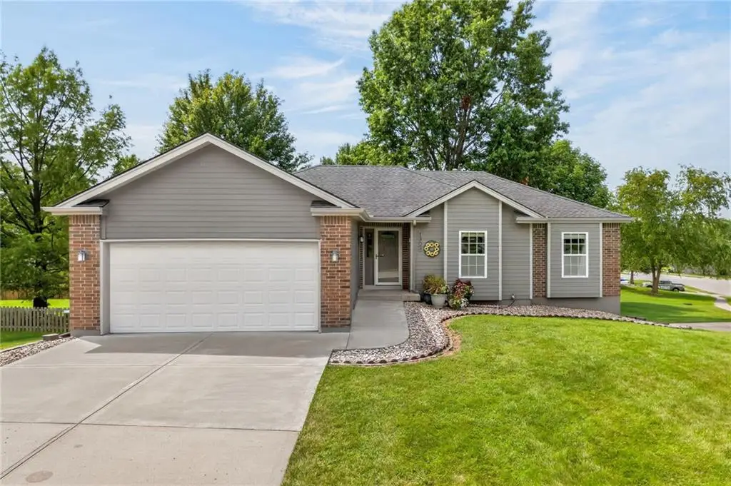 1303 NE 103rd Street, Kansas City, MO 64155 - #1
