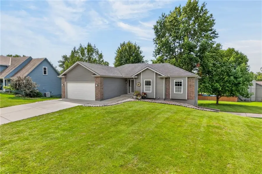 1303 NE 103rd Street, Kansas City, MO 64155 - #2