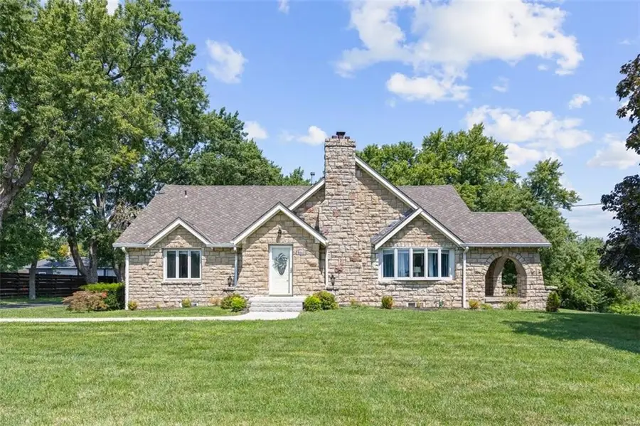 5040 County Line Road, Kansas City, KS 66106 - #2