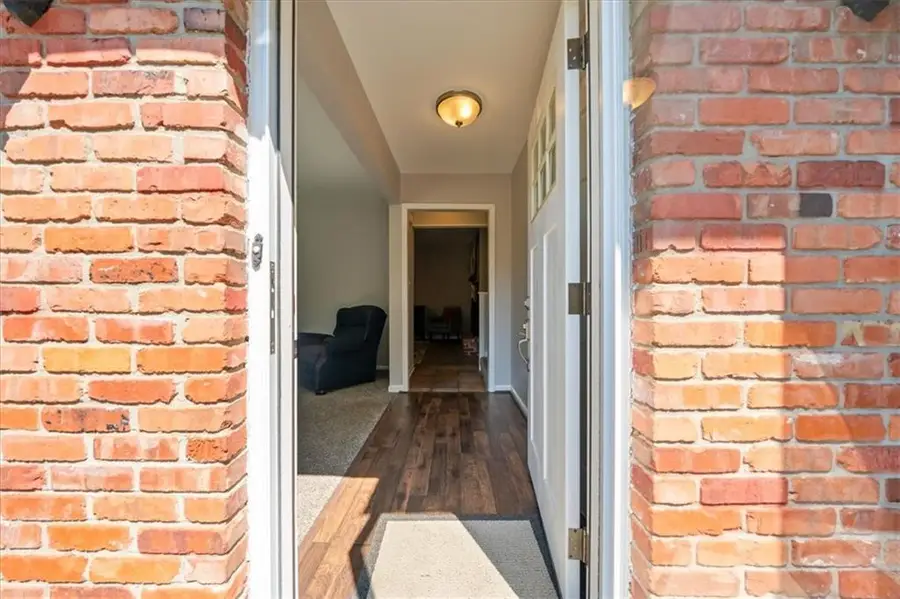 4206 E 105th Terrace, Kansas City, MO 64137 - #2
