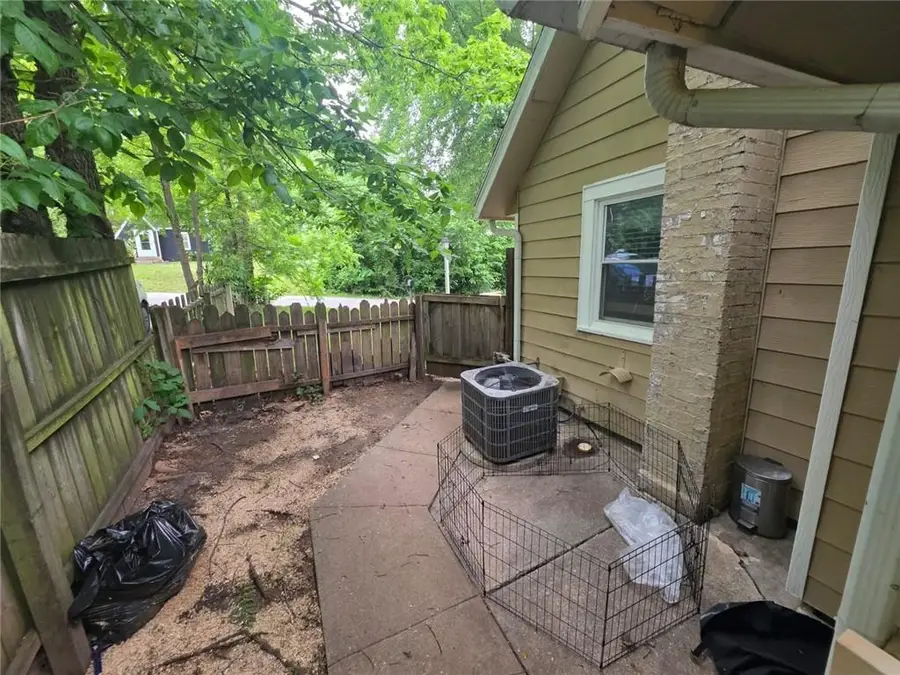 3057 N 40th Street, Kansas City, KS 66104 - #2
