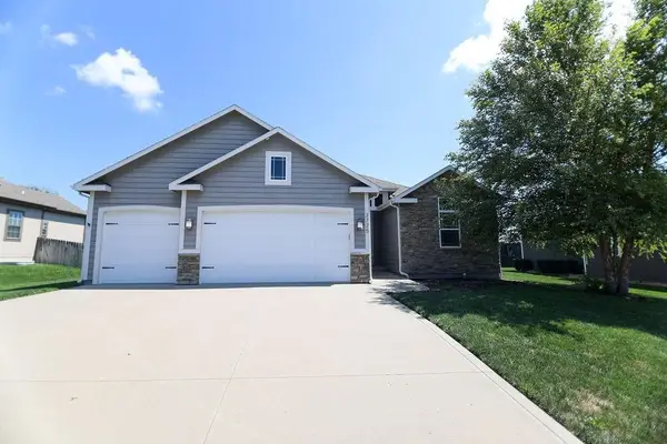 3725 N 154th Street, Basehor, KS 66007
