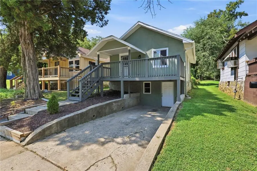 5240 South Benton Avenue, Kansas City, MO 64130 - #2