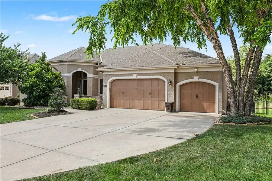1616 NE Daltons Ridge Drive, Lees Summit, MO 64064 - #3