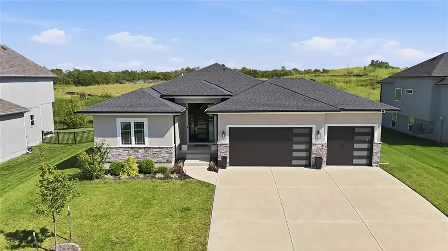 1604 SW 27th Street, Lees Summit, MO 64082 - #2