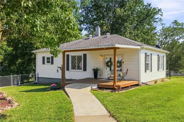 3355 N 115th Street, Kansas City, KS 66109