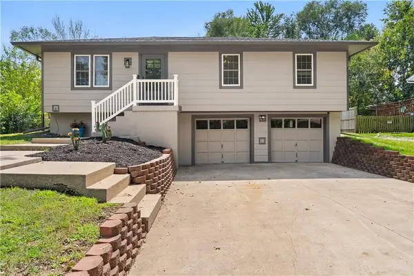 1504 Lawndale Avenue, Pleasant Hill, MO 64080