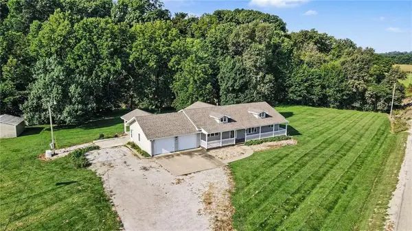 1039 225th Road, Troy, KS 66087