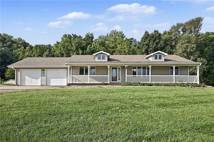 1039 225th Road, Troy, KS 66087 - #2