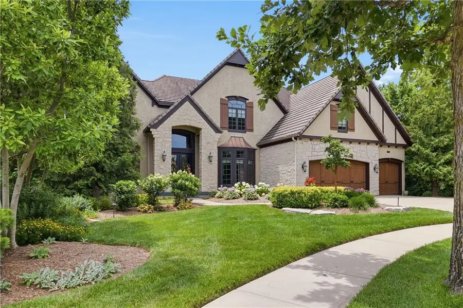 12715 W 160th Terrace, Overland Park, KS 66221 - #2