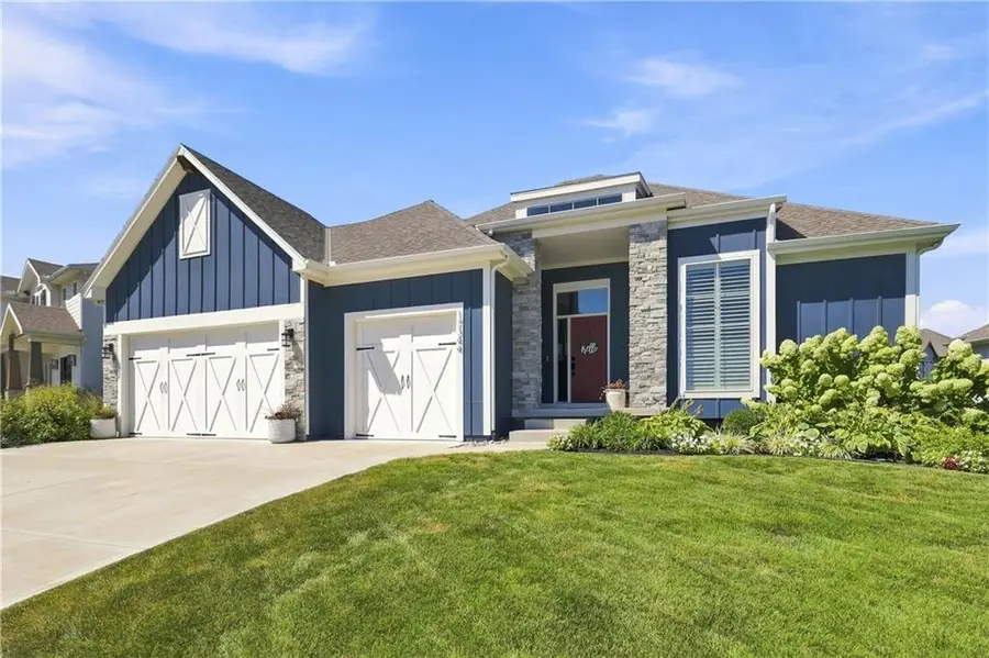 17344 Bradshaw Street, Overland Park, KS 66221 - #2