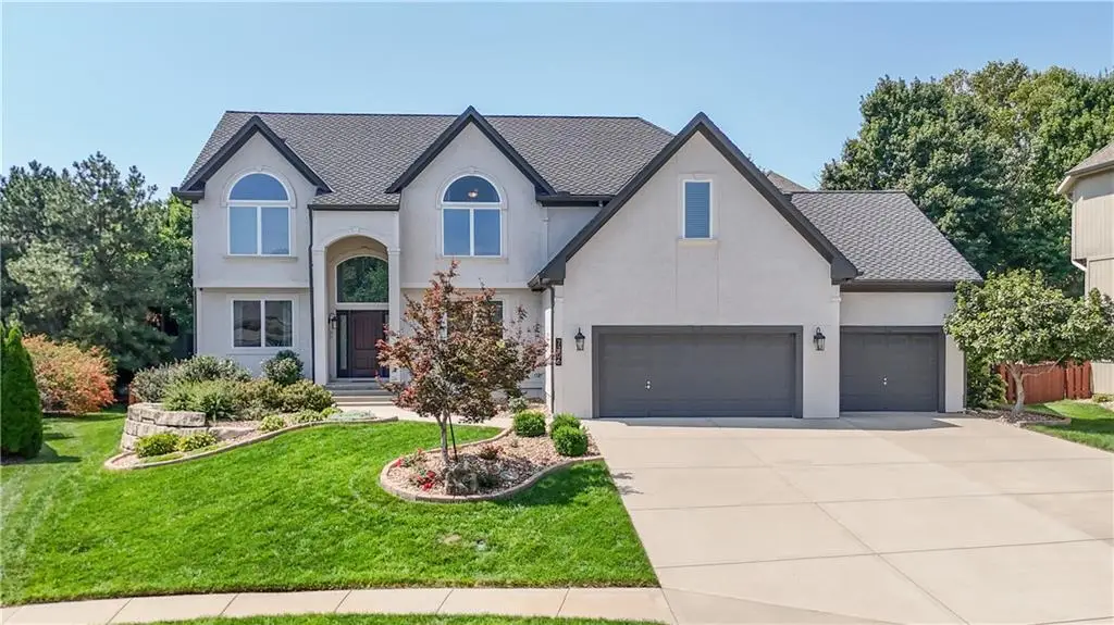 7206 Noland Road, Shawnee, KS 66216 - #1