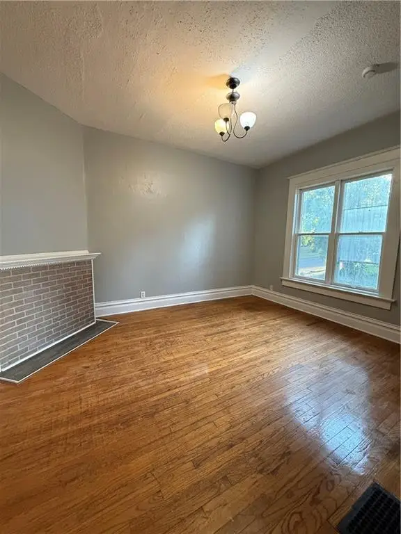 316 N 19th Street, Saint Joseph, MO 64501 - #2