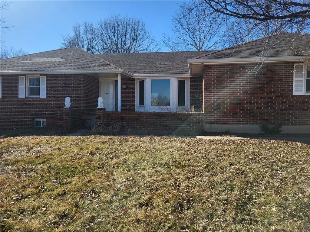 20100 S St Rt J Highway, Peculiar, MO 64078 - #1
