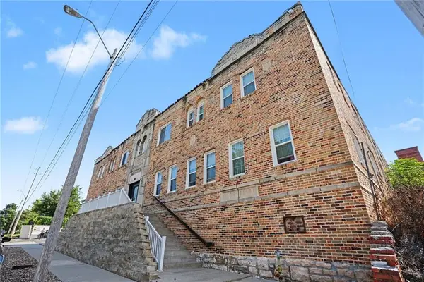 3035 Harrison Street, Kansas City, MO 64109