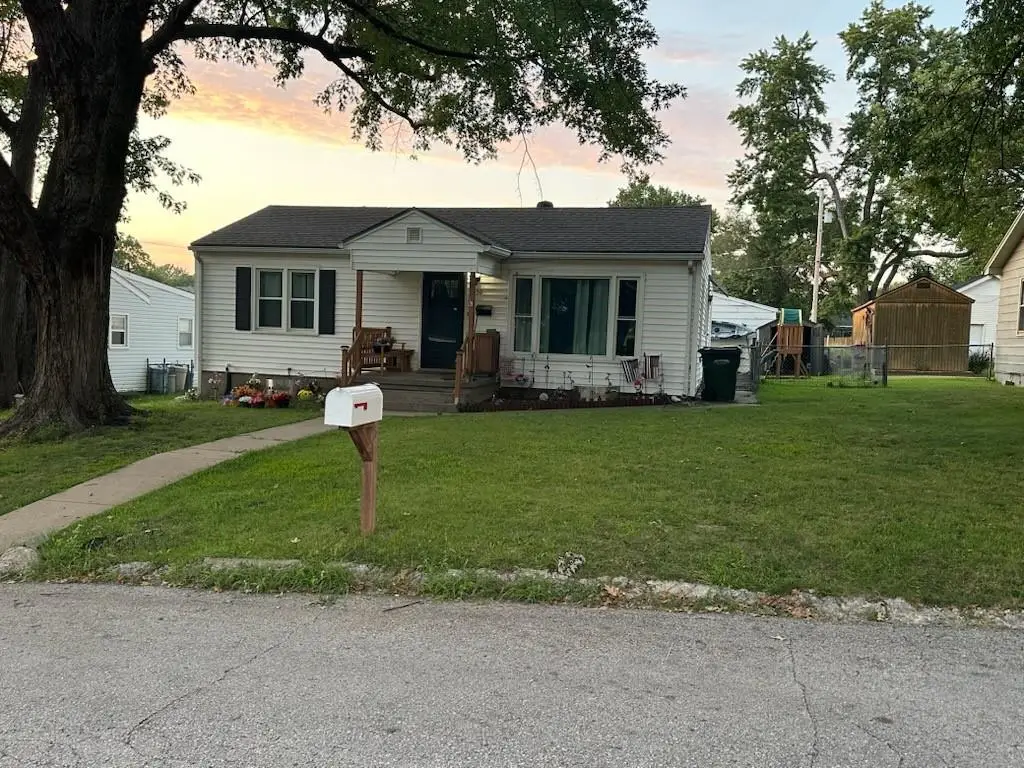 530 Pennsylvania Avenue, Leavenworth, KS 66048 - #1