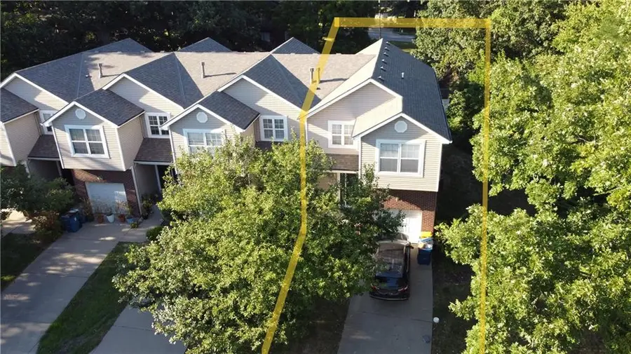 8822 Timber Creek Lane, Pleasant Valley, MO 64068 - #2
