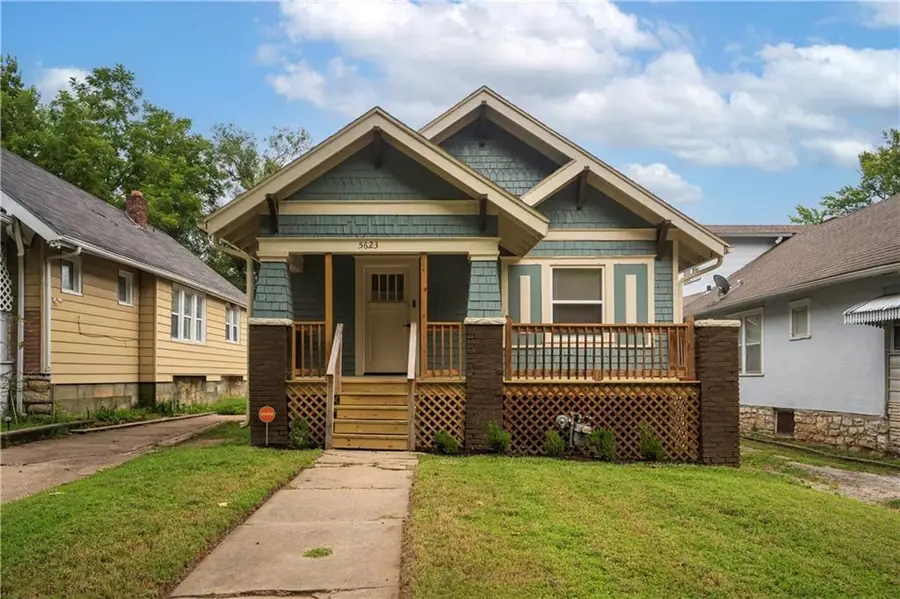 5623 Brooklyn Avenue, Kansas City, MO 64130 - #2