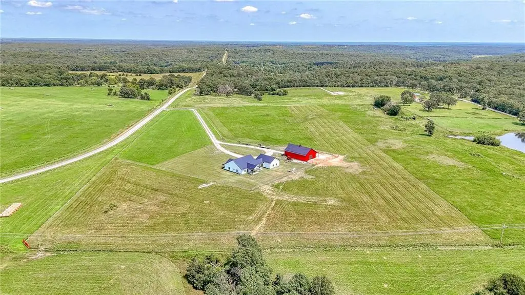 4674 NW B Highway, Appleton City, MO 64724 - #1