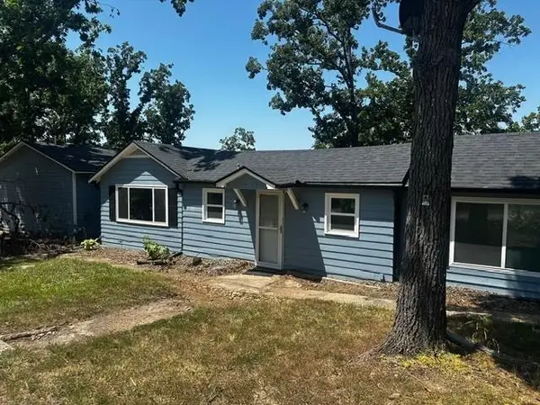 28149 Grandview Drive, Warsaw, MO 65355