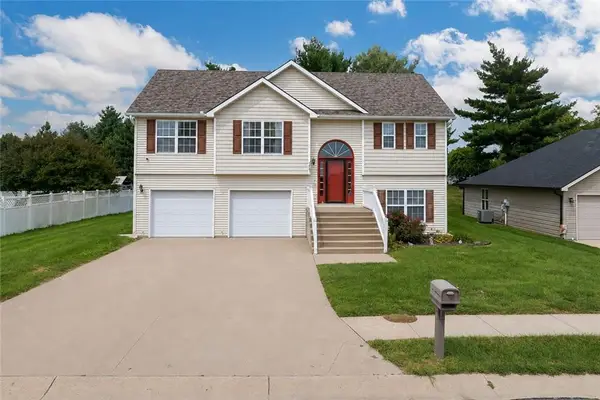2603 Meadow Ridge Drive, St Joseph, MO 64504