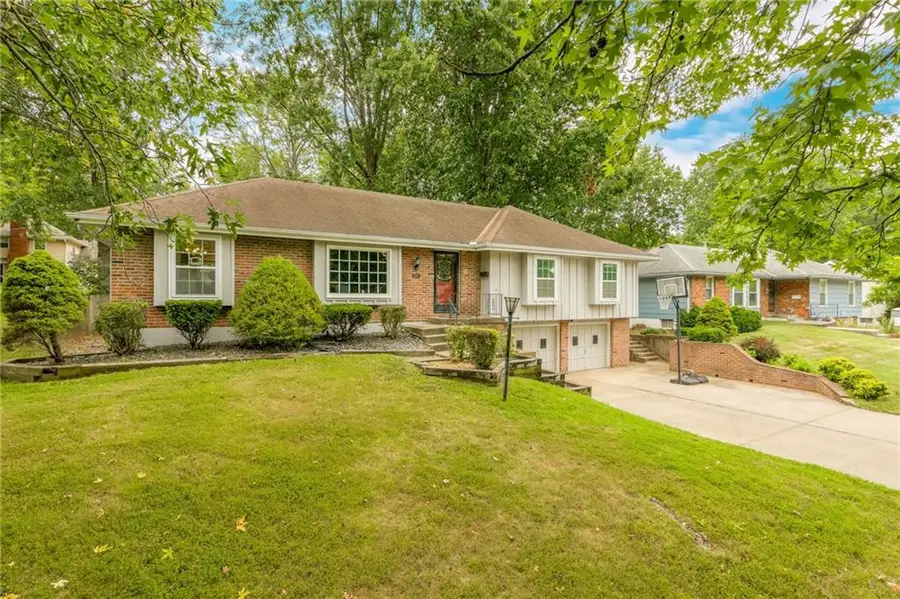 1713 NE 69th Terrace, Gladstone, MO 64118 - #3