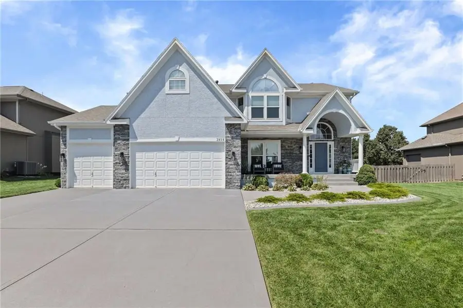 2818 NE Wood Creek Lane, Lees Summit, MO 64086 - #2